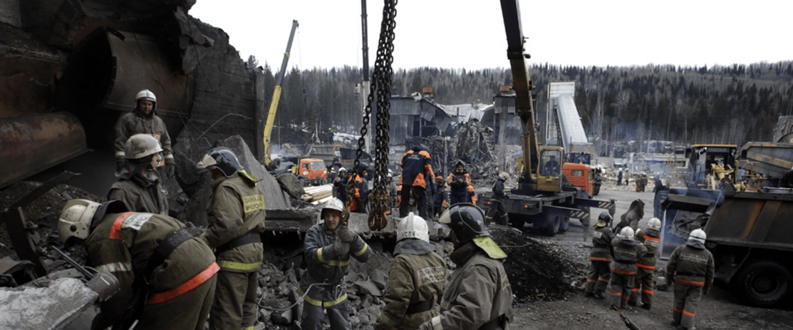 5 мая 2010. Взрывы на шахте «Распадская» (2010). Взрыв метана на шахте Распадская. Взрыв метана на шахте Ульяновская.